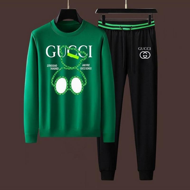 Gucci Men's Suits 379